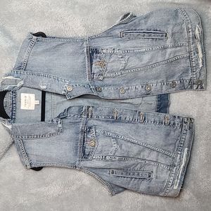 Torrid light wash distructed size 3 denim vest